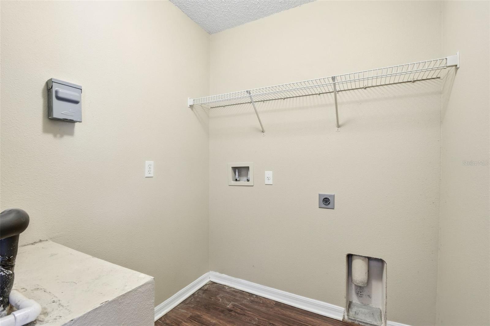 12916 PARKINGTON DR, GIBSONTON, FL, 33534