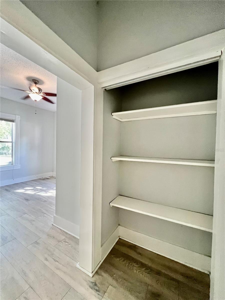 111 W AMELIA AVE, TAMPA, FL, 33602