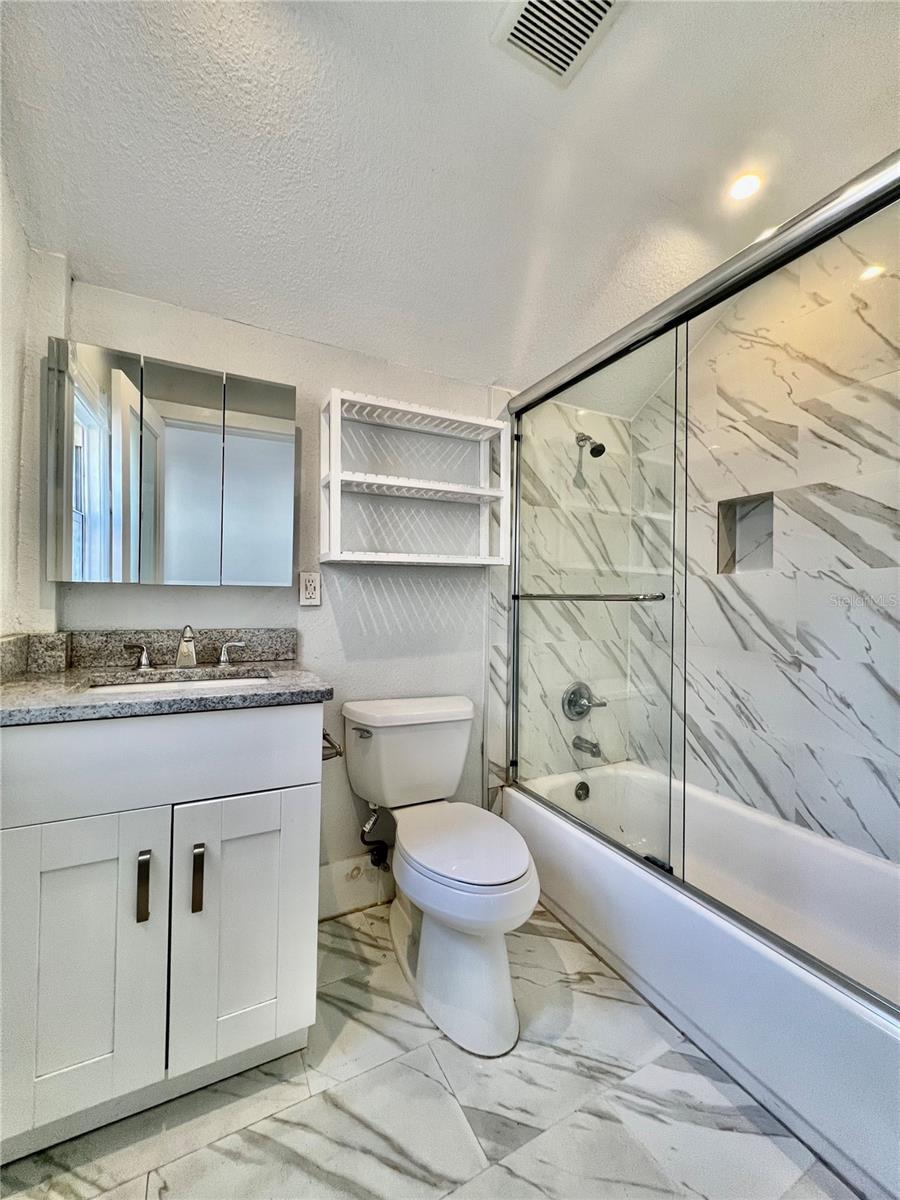 111 W AMELIA AVE, TAMPA, FL, 33602