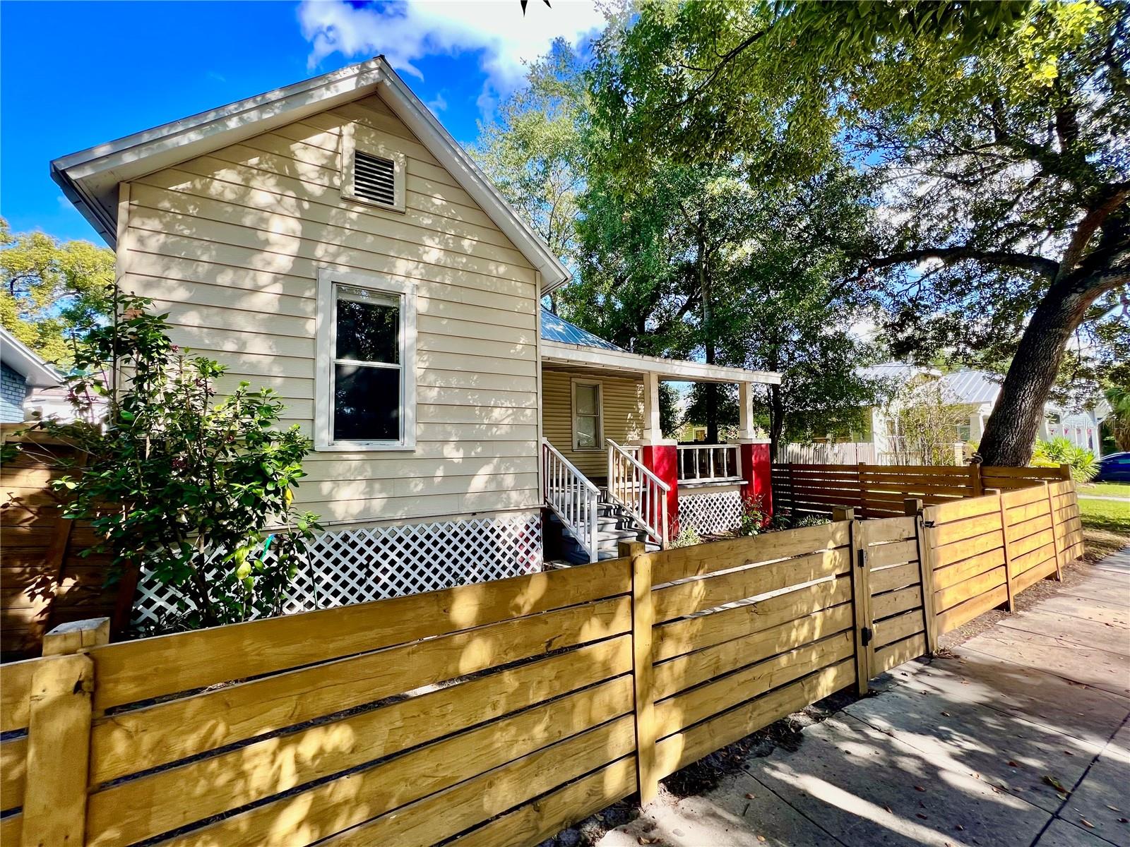 111 W AMELIA AVE, TAMPA, FL, 33602