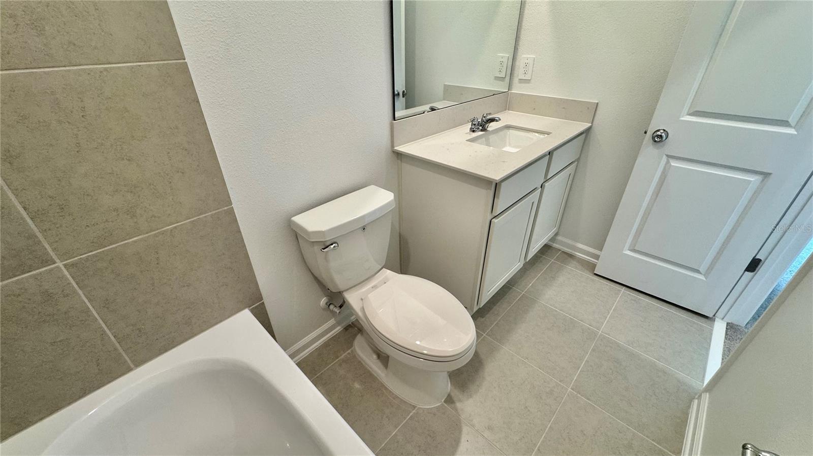 325 SOL VISTA DR, DUNDEE, FL, 33838