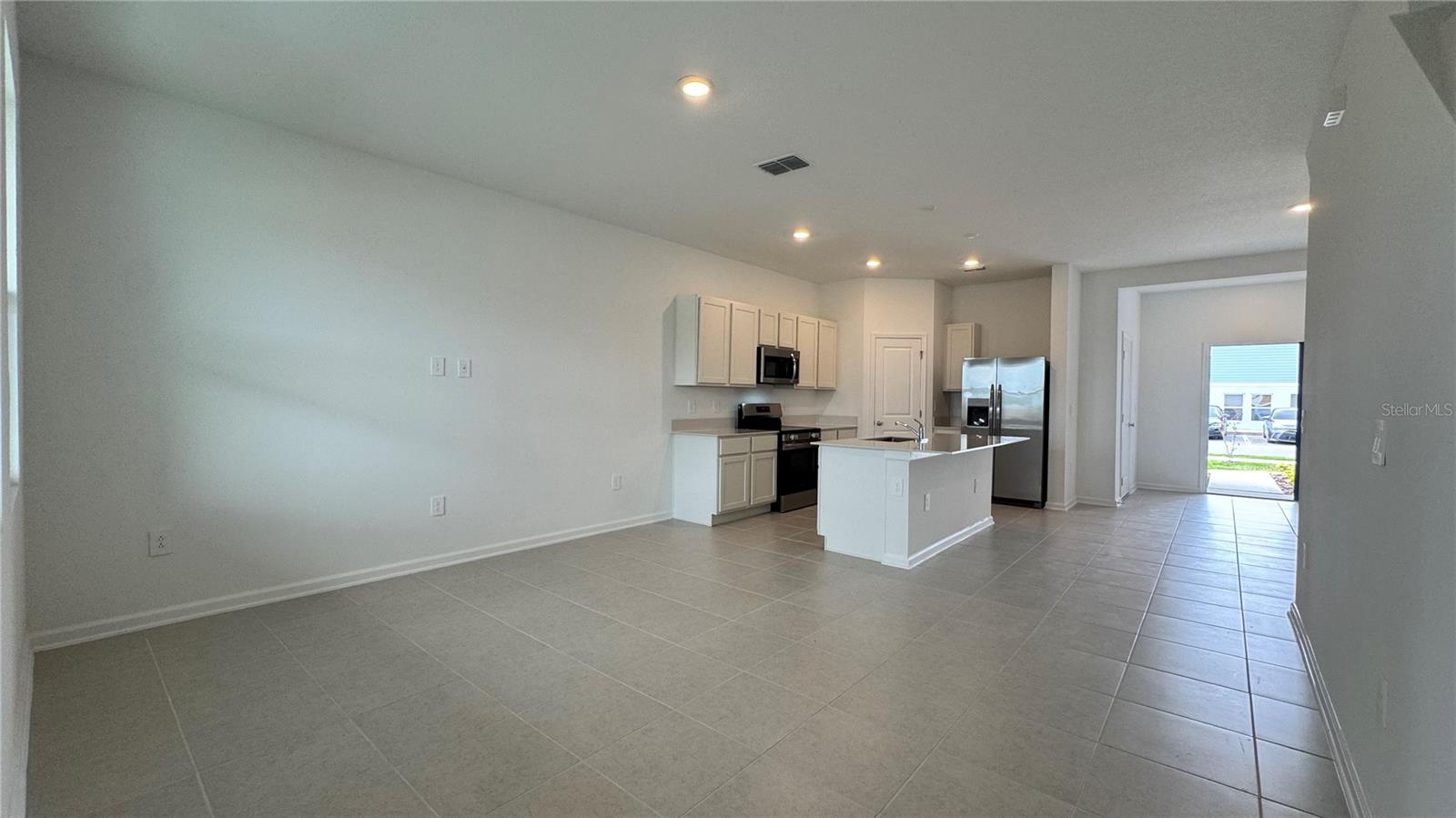 325 SOL VISTA DR, DUNDEE, FL, 33838