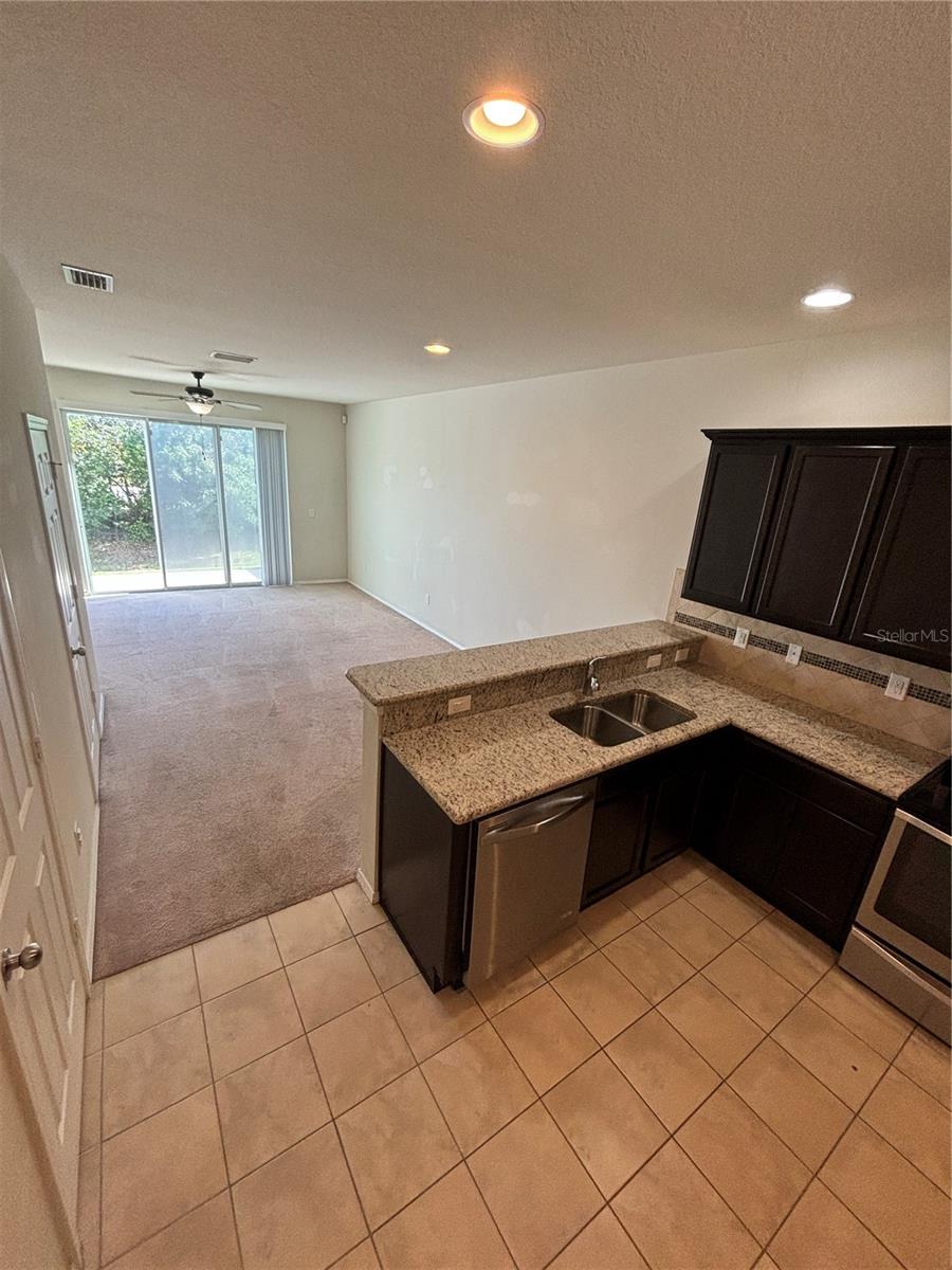 4912 WHITE SANDERLING CT, TAMPA, FL, 33619