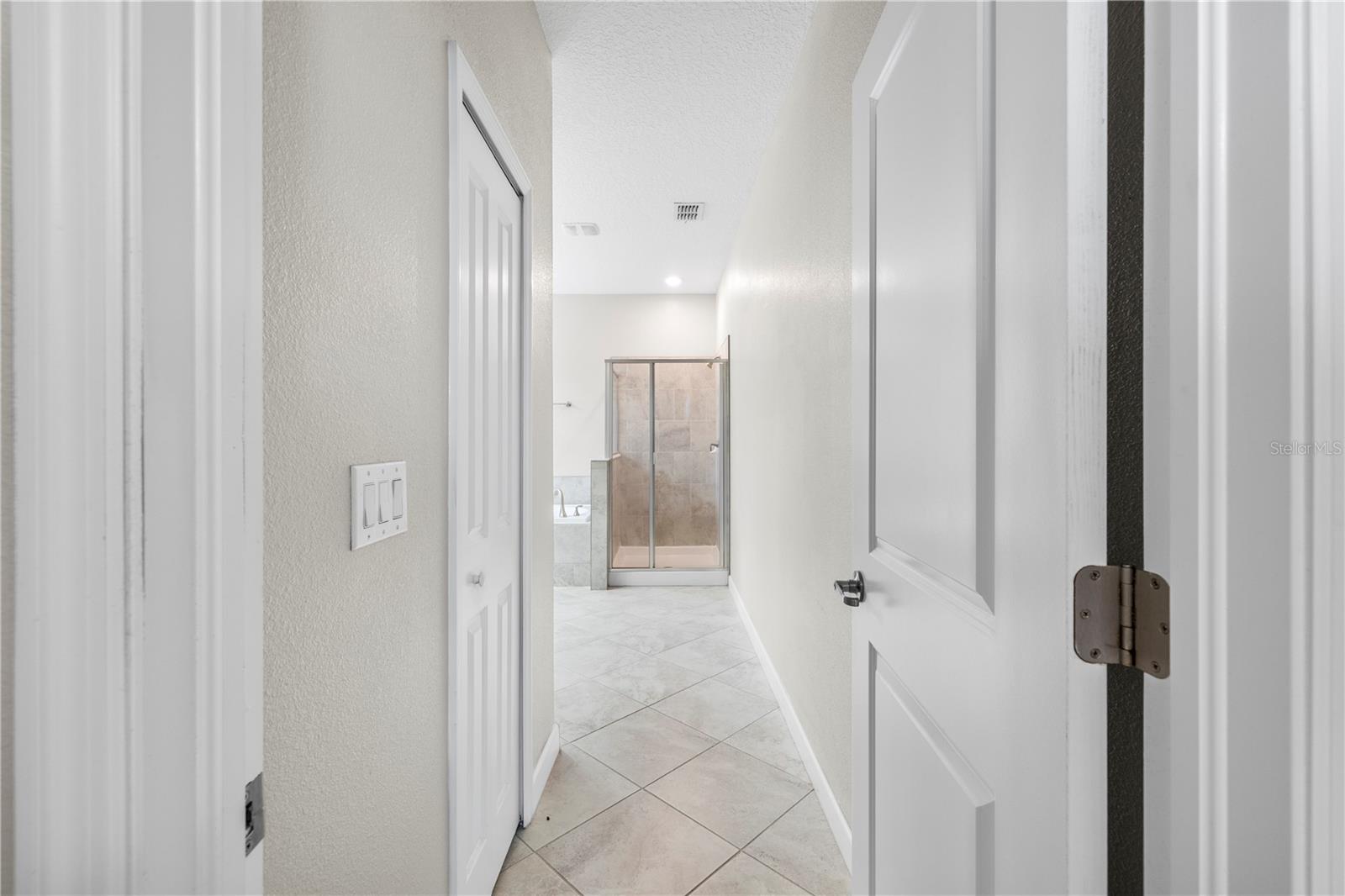 9864 SMARTY JONES DR, RUSKIN, FL, 33573