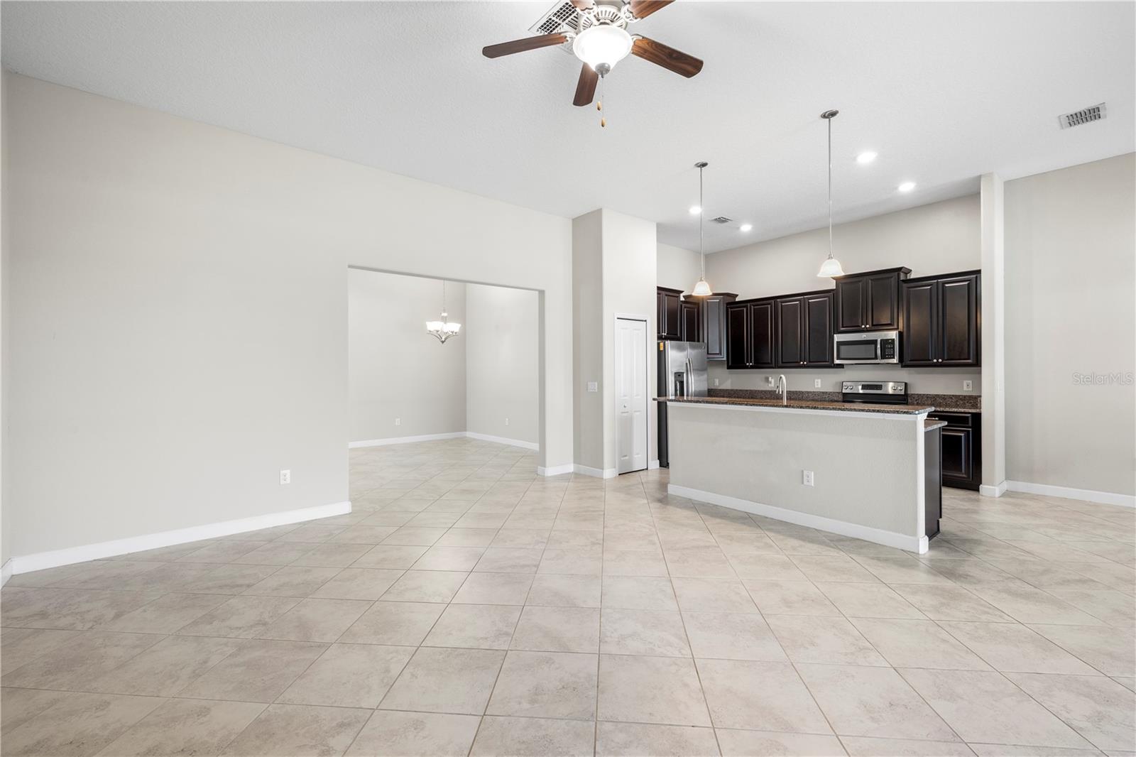 9864 SMARTY JONES DR, RUSKIN, FL, 33573