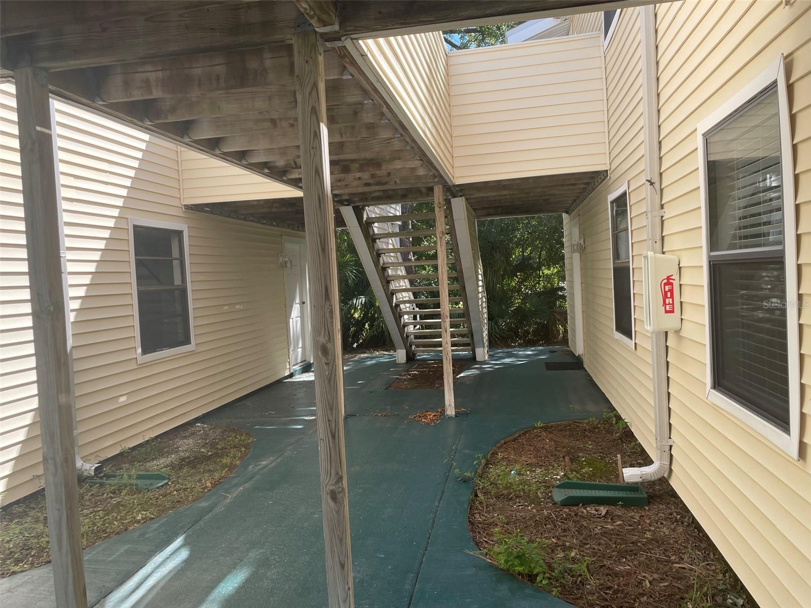 139 HUNTER LAKE DR #B, OLDSMAR, FL, 34677