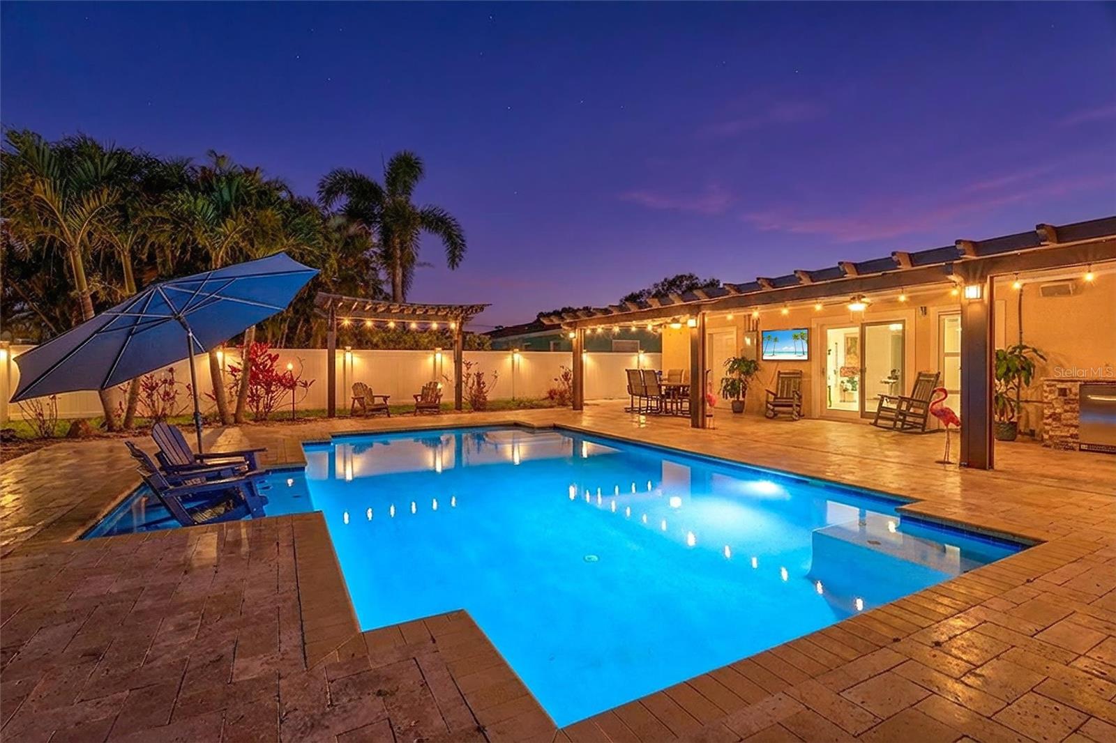 Outdoor entertaining is a breeze here!