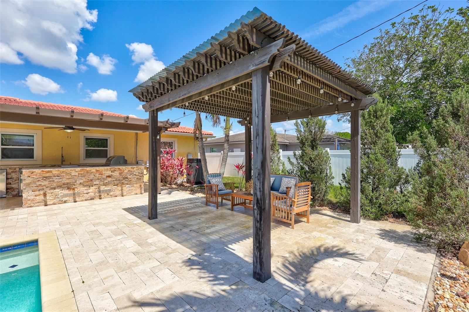 2nd Pergola offering an abundance of seating space