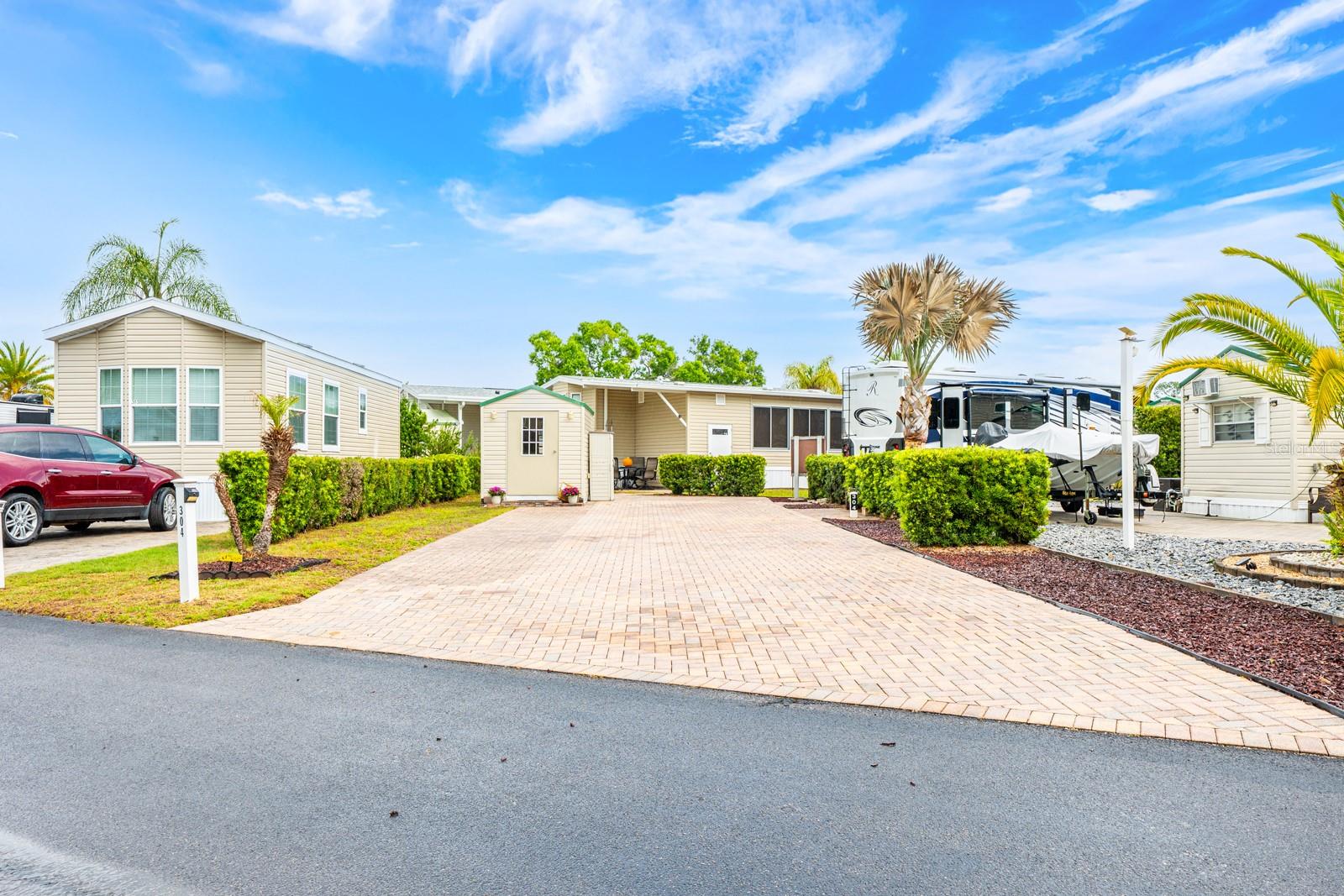 2410 LIMEWOOD AVE #304, CLERMONT, FL, 34714