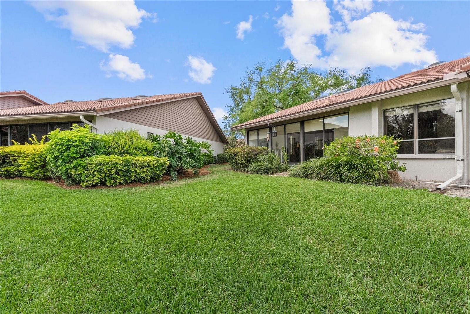3862 WILSHIRE CIR W #107, SARASOTA, FL, 34238