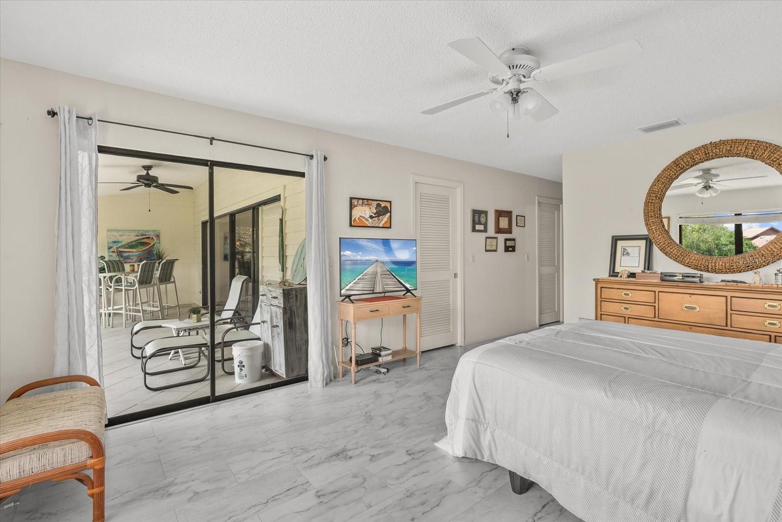 3862 WILSHIRE CIR W #107, SARASOTA, FL, 34238