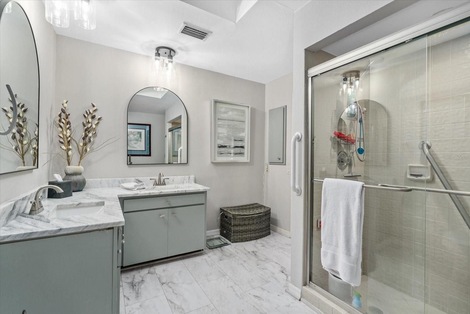 3862 WILSHIRE CIR W #107, SARASOTA, FL, 34238