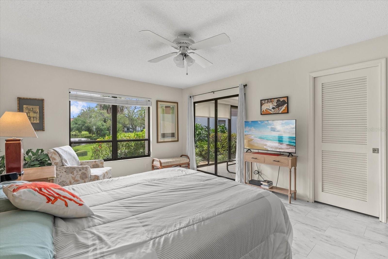 3862 WILSHIRE CIR W #107, SARASOTA, FL, 34238