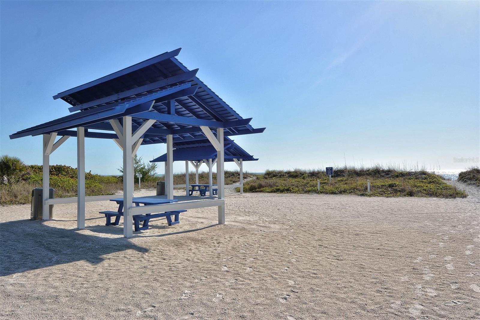 3610 BAYOU CIR, LONGBOAT KEY, FL, 34228