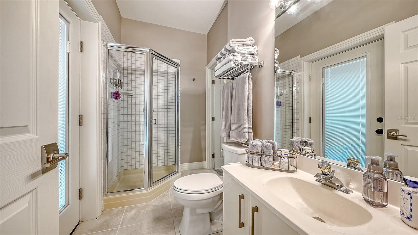 3610 BAYOU CIR, LONGBOAT KEY, FL, 34228