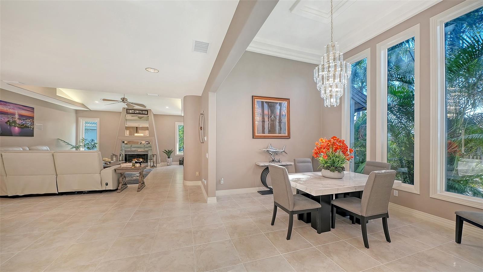 3610 BAYOU CIR, LONGBOAT KEY, FL, 34228