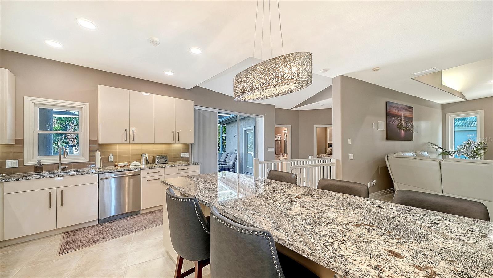 3610 BAYOU CIR, LONGBOAT KEY, FL, 34228