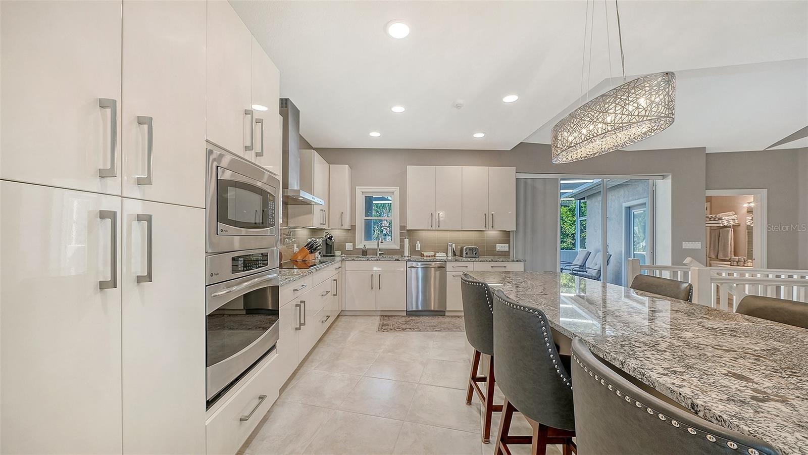 3610 BAYOU CIR, LONGBOAT KEY, FL, 34228