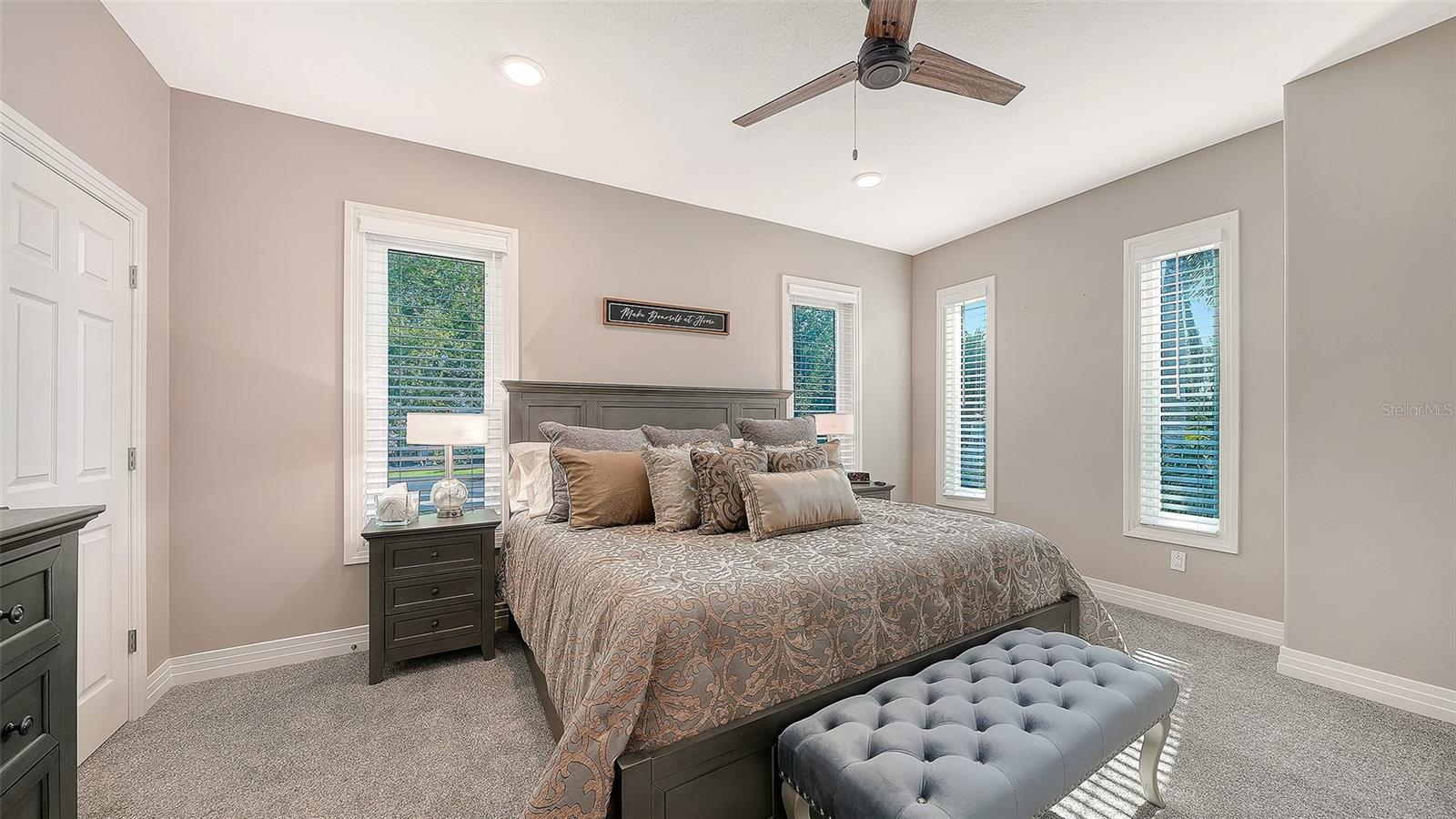 3610 BAYOU CIR, LONGBOAT KEY, FL, 34228