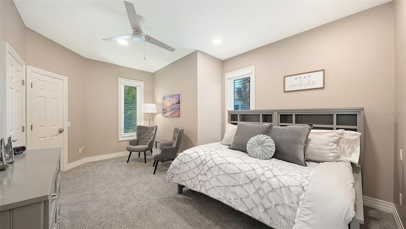 3610 BAYOU CIR, LONGBOAT KEY, FL, 34228