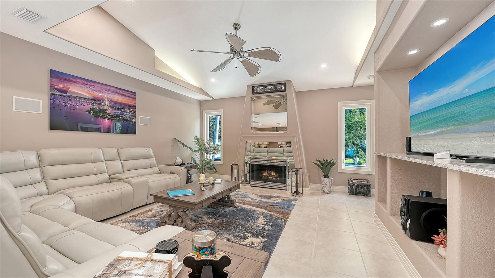 3610 BAYOU CIR, LONGBOAT KEY, FL, 34228