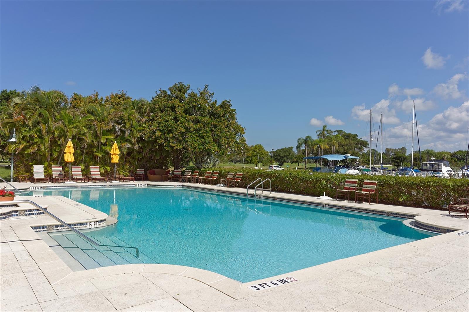 3610 BAYOU CIR, LONGBOAT KEY, FL, 34228