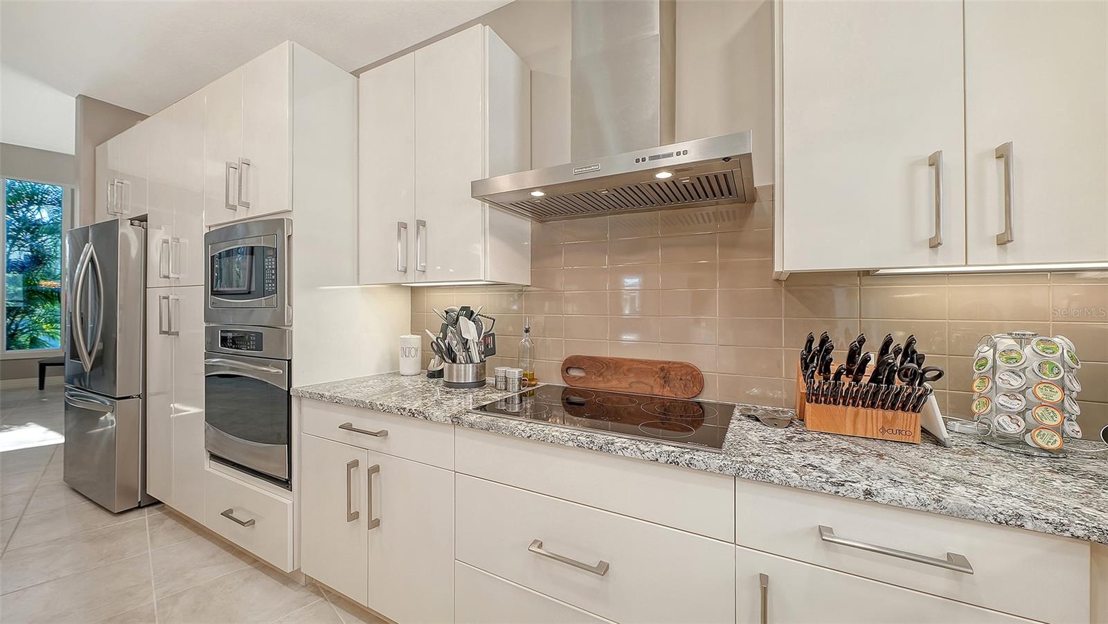 3610 BAYOU CIR, LONGBOAT KEY, FL, 34228