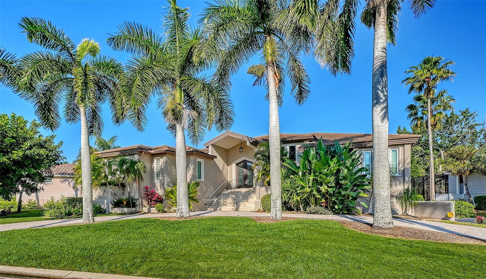 3610 BAYOU CIR, LONGBOAT KEY, FL, 34228
