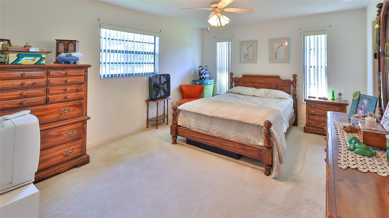 2823 ROYAL PALM DR, EDGEWATER, FL, 32141