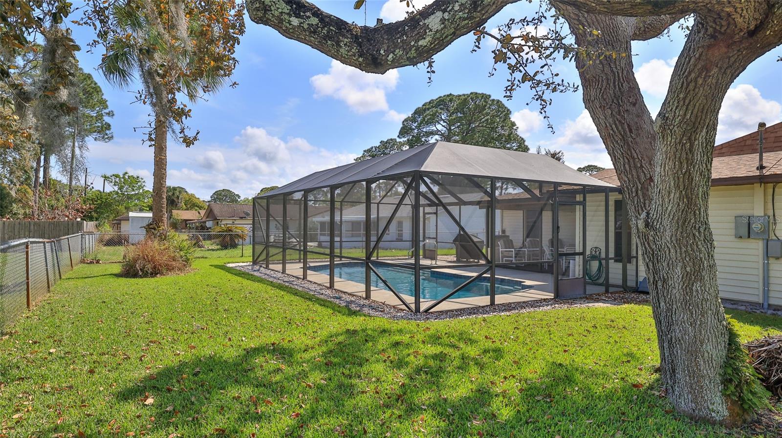 2823 ROYAL PALM DR, EDGEWATER, FL, 32141