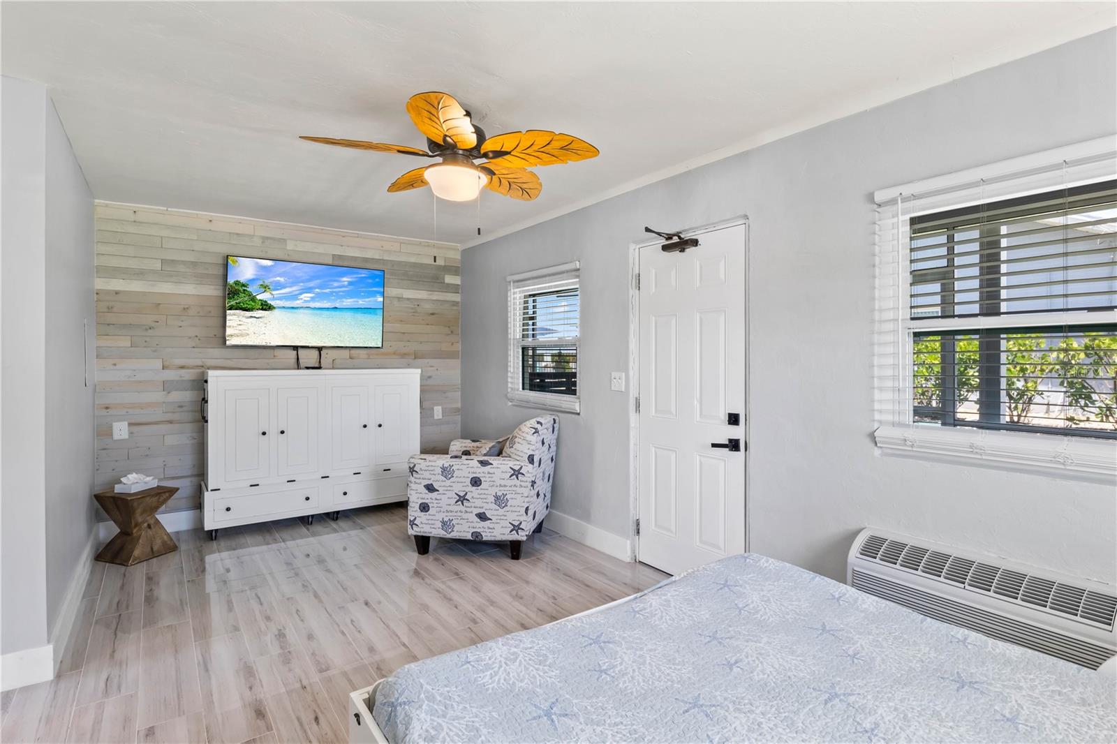 12200 SHOREVIEW DR, CAPE CORAL, FL, 33993