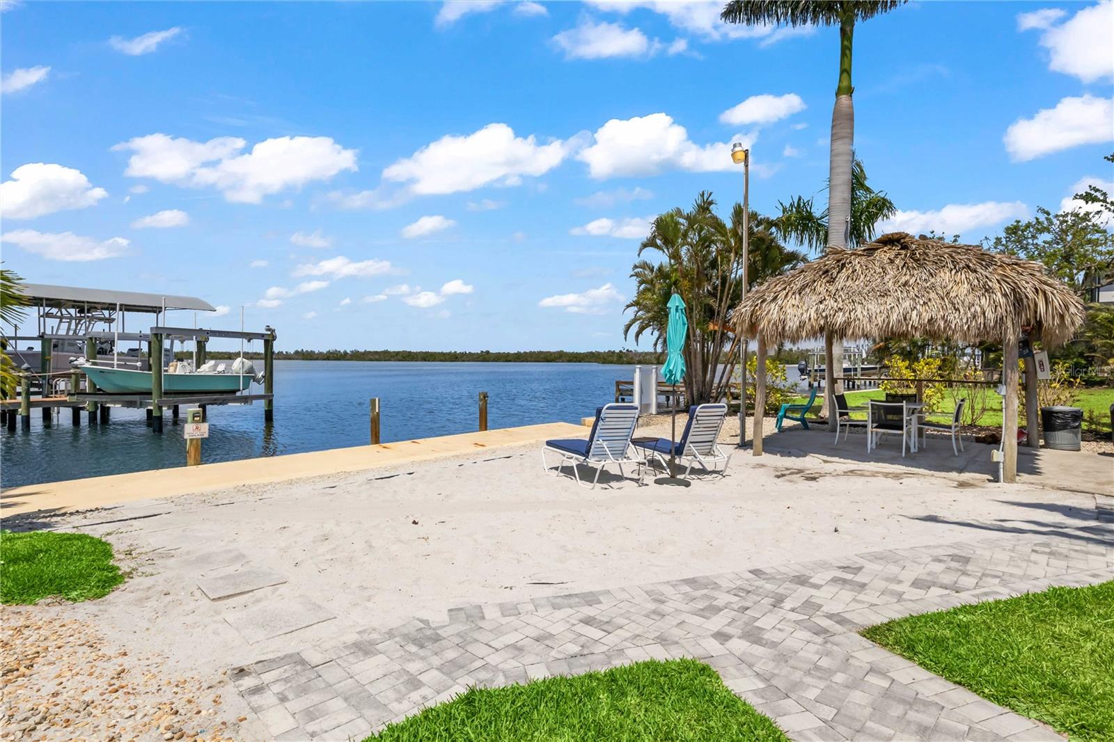 12200 SHOREVIEW DR, CAPE CORAL, FL, 33993
