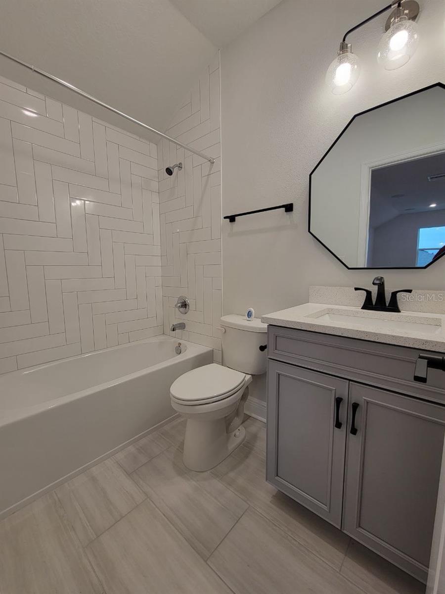 7708 PARADISO DR, APOLLO BEACH, FL, 33572