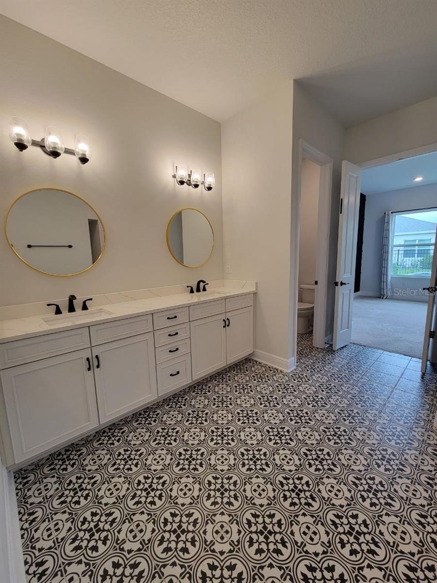 7708 PARADISO DR, APOLLO BEACH, FL, 33572