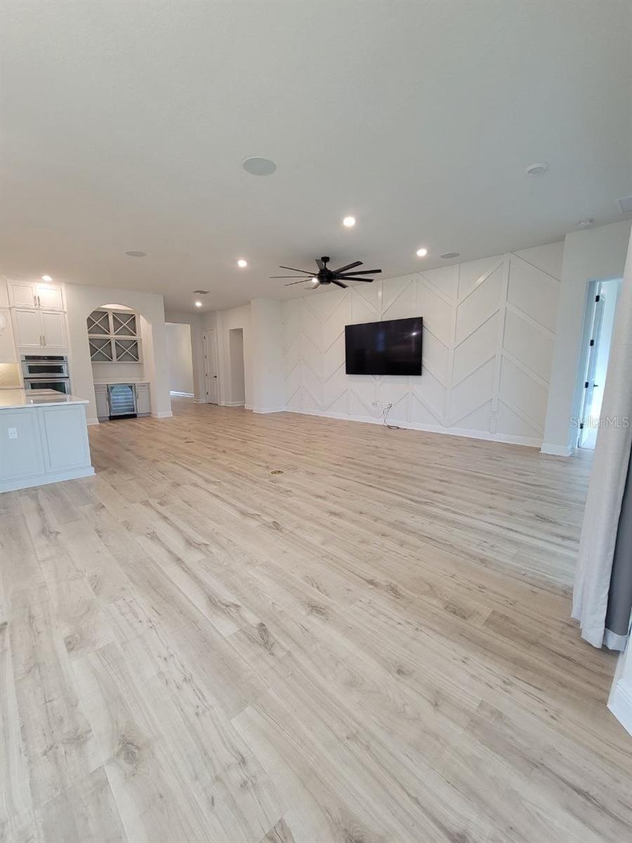 7708 PARADISO DR, APOLLO BEACH, FL, 33572