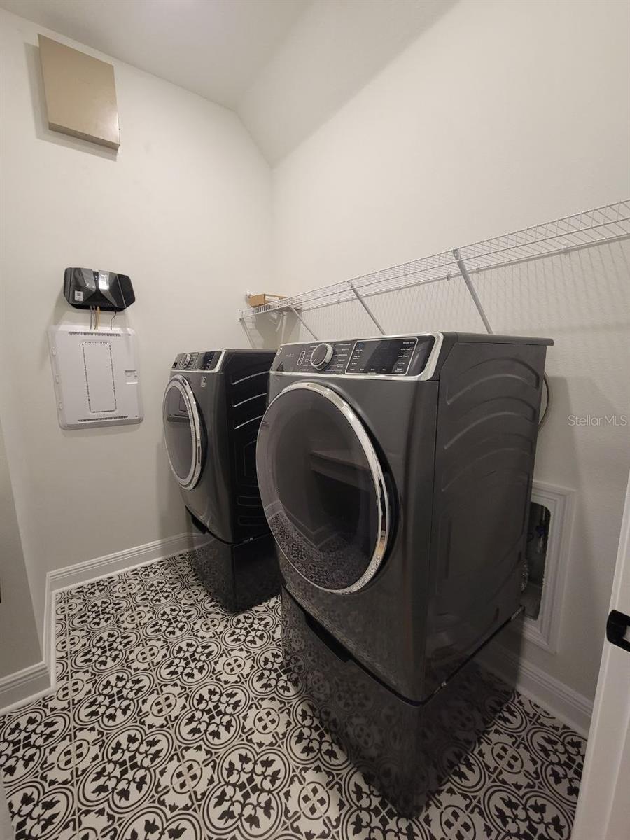 7708 PARADISO DR, APOLLO BEACH, FL, 33572