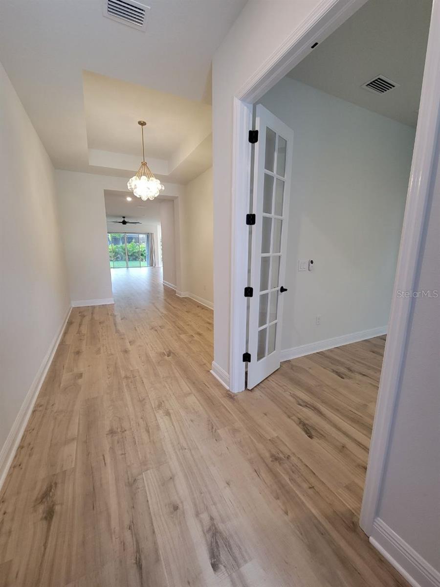 7708 PARADISO DR, APOLLO BEACH, FL, 33572