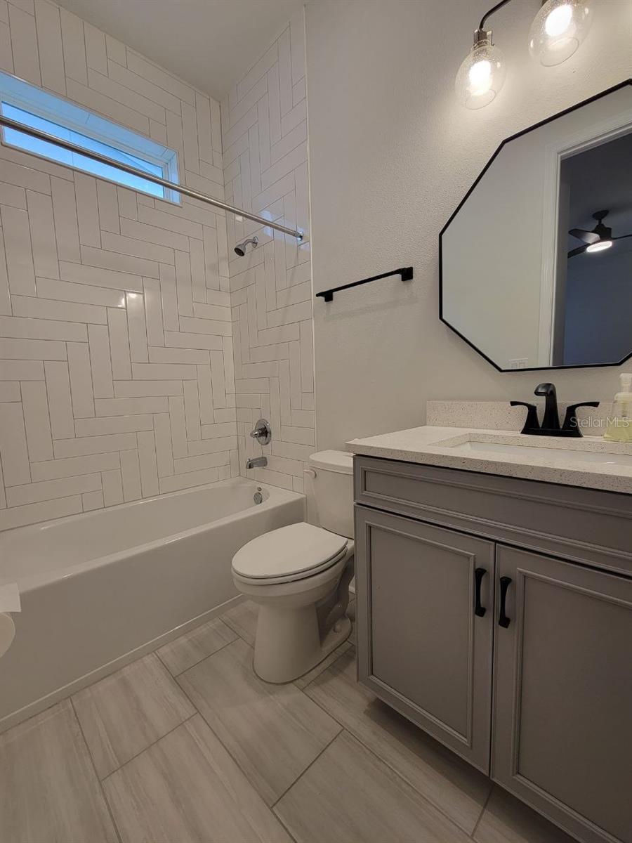 7708 PARADISO DR, APOLLO BEACH, FL, 33572