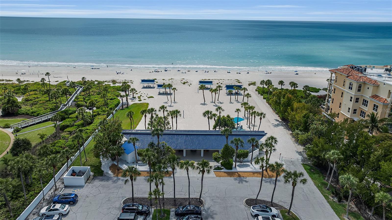 1915 HARBOUR LINKS CIR #6, LONGBOAT KEY, FL, 34228
