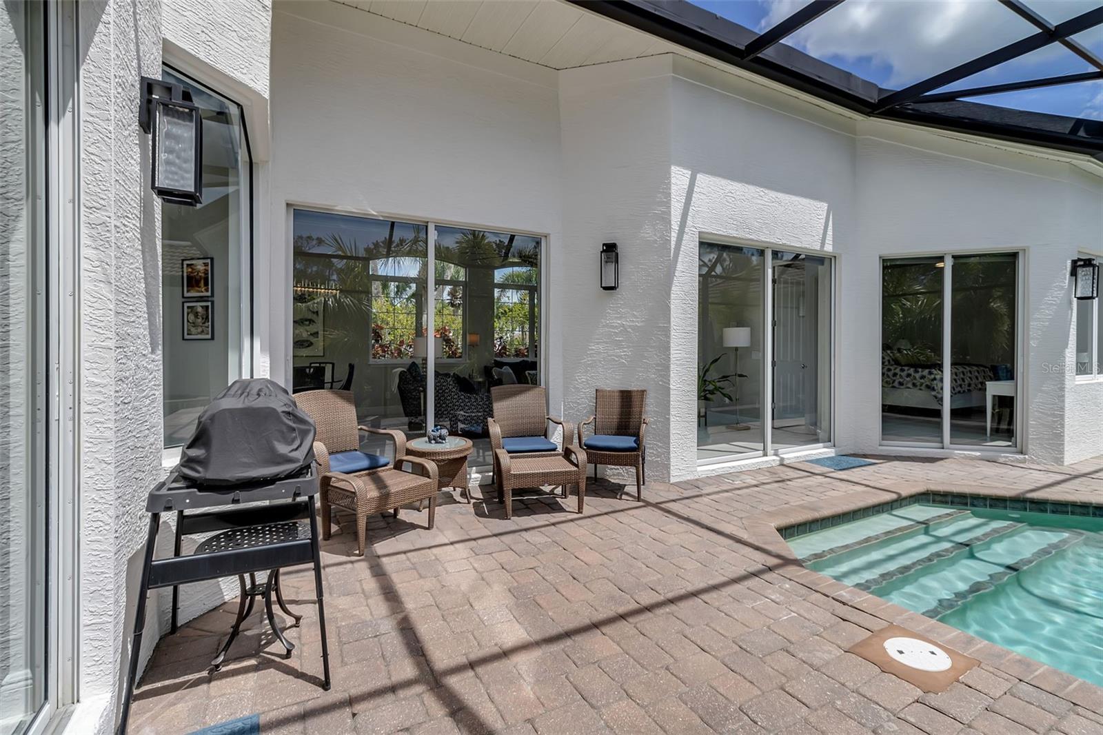 1915 HARBOUR LINKS CIR #6, LONGBOAT KEY, FL, 34228
