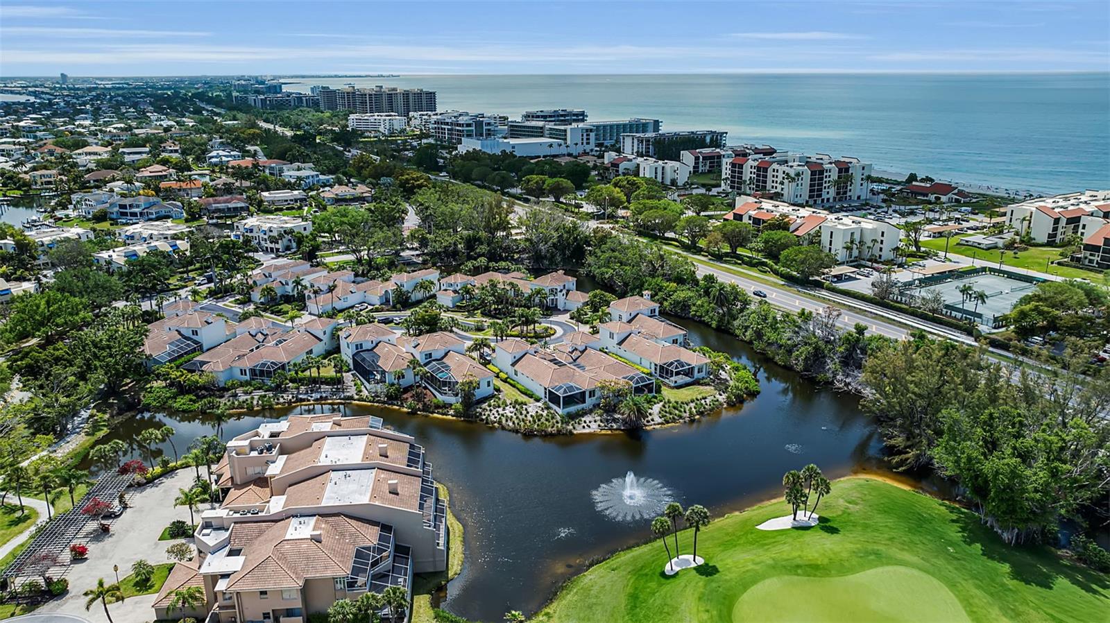 1915 HARBOUR LINKS CIR #6, LONGBOAT KEY, FL, 34228