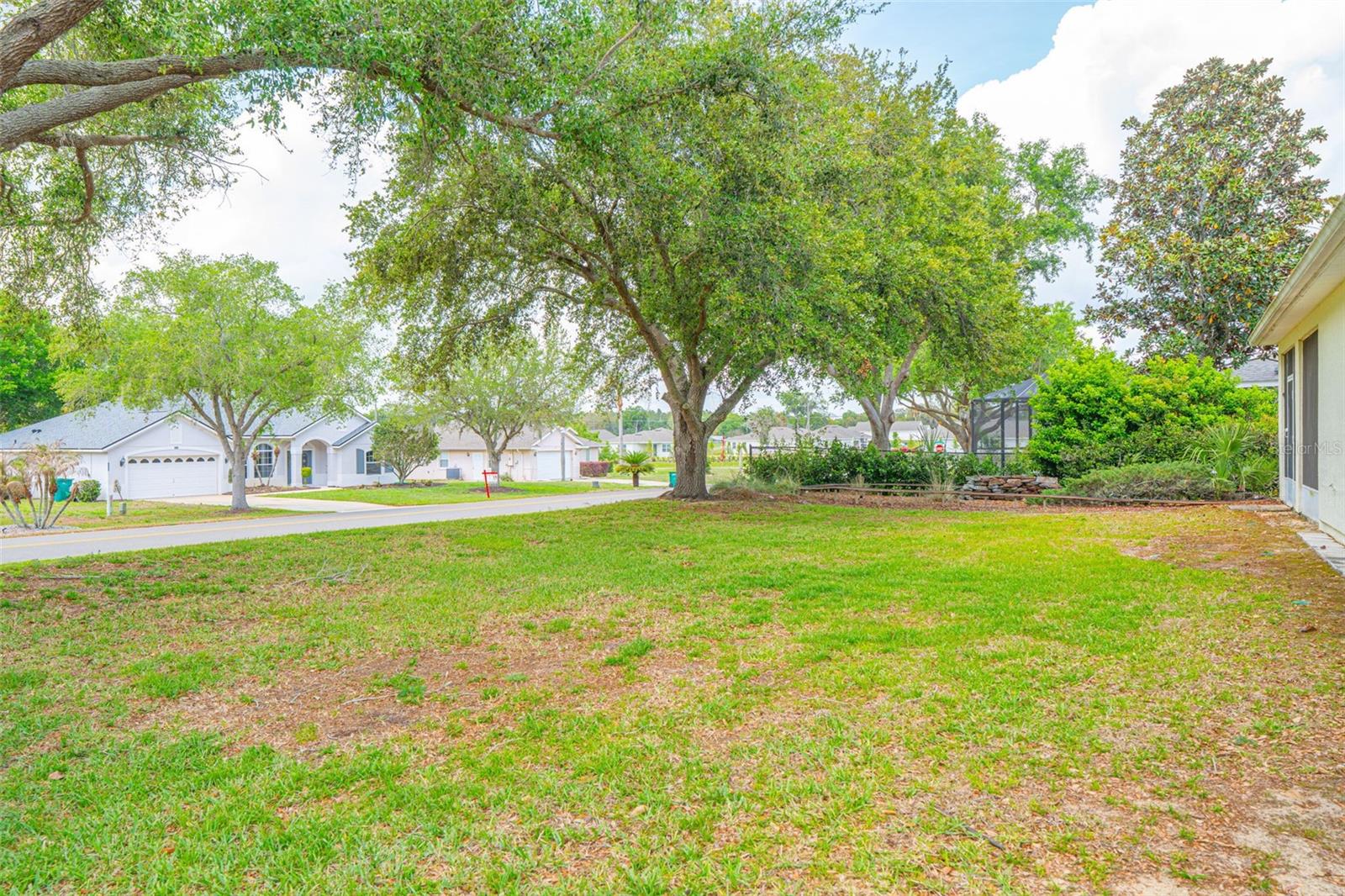 3510 HUNTERS TRAIL CIR, EUSTIS, FL, 32726
