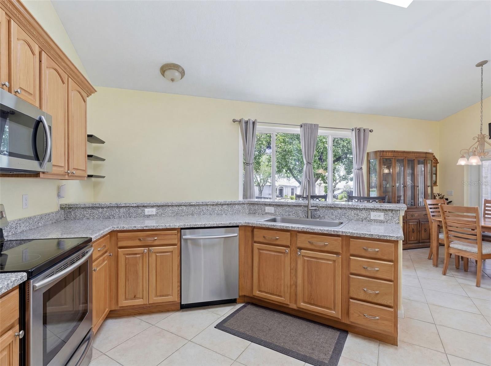 3510 HUNTERS TRAIL CIR, EUSTIS, FL, 32726