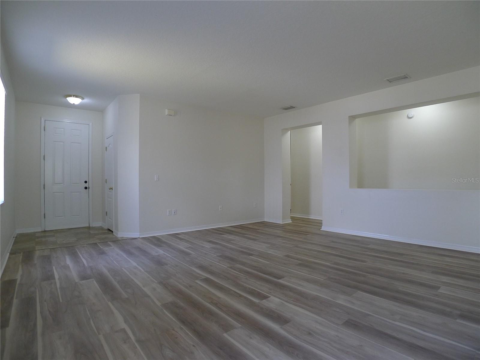 6829 LAKE EAGLEBROOKE DR, LAKELAND, FL, 33813