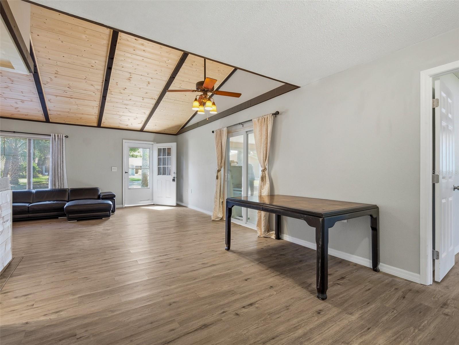 28 COUNTRY CLUB DR #B, NEW SMYRNA BEACH, FL, 32168