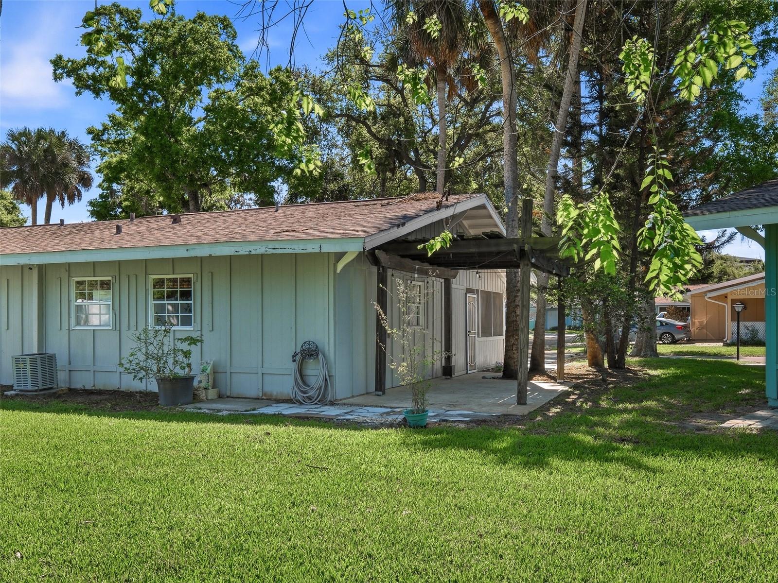 28 COUNTRY CLUB DR #B, NEW SMYRNA BEACH, FL, 32168