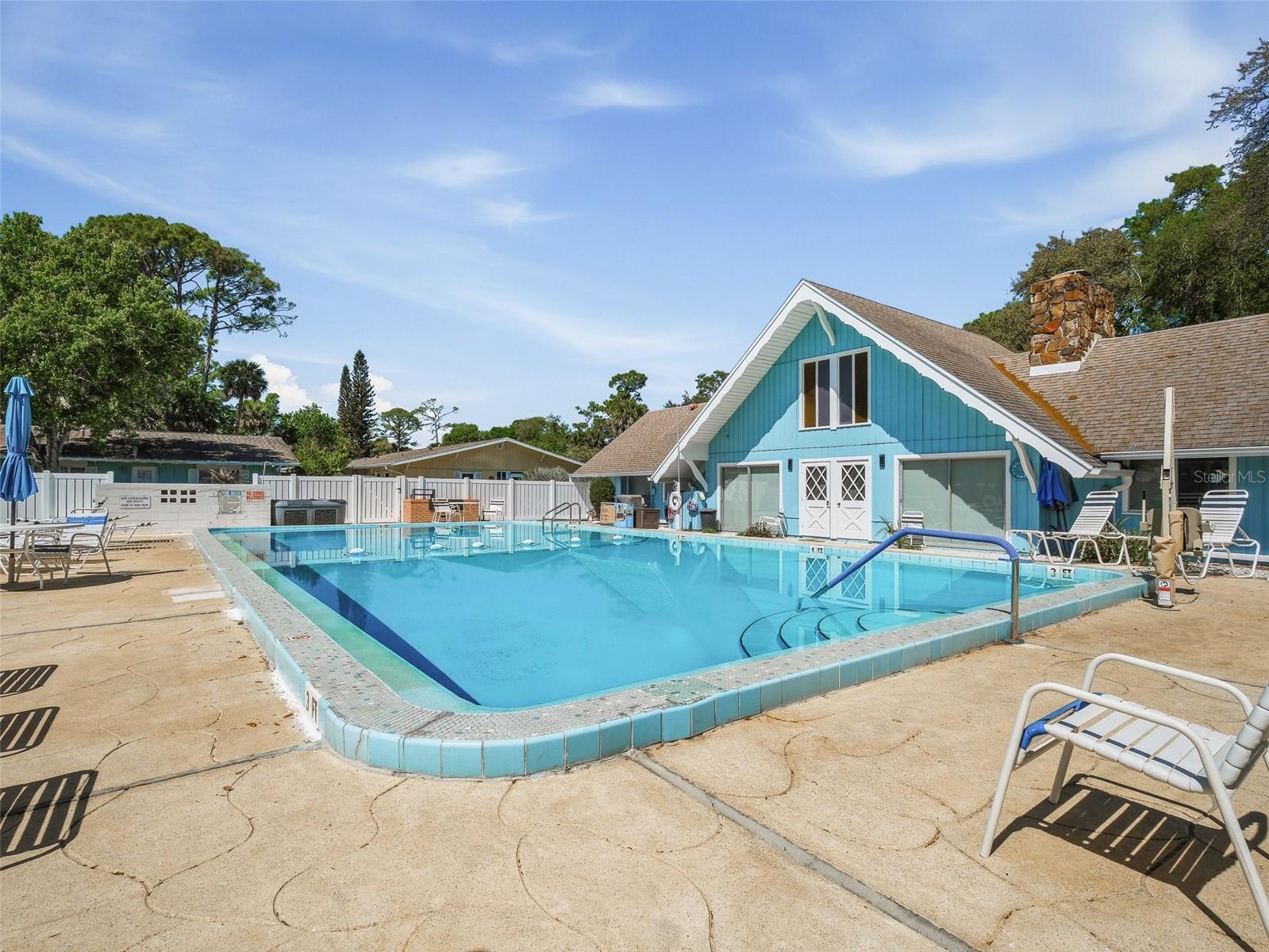 28 COUNTRY CLUB DR #B, NEW SMYRNA BEACH, FL, 32168
