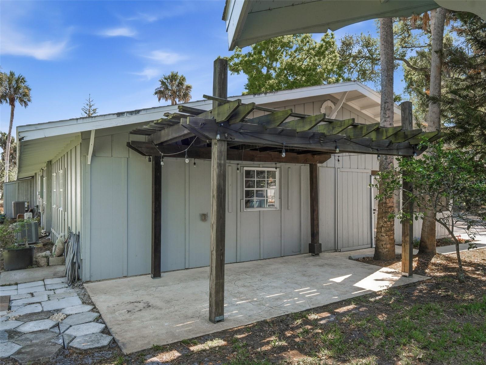 28 COUNTRY CLUB DR #B, NEW SMYRNA BEACH, FL, 32168
