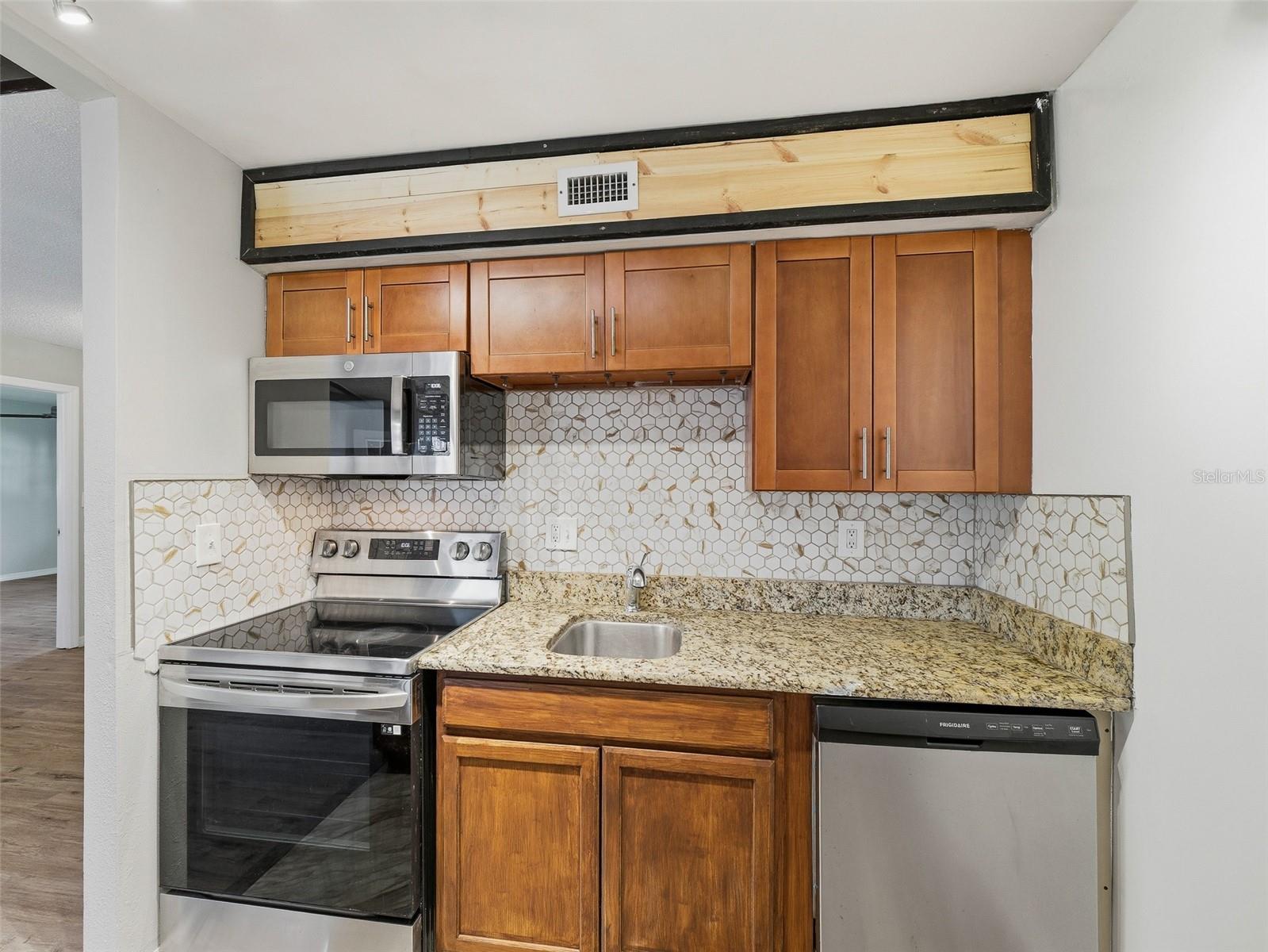 28 COUNTRY CLUB DR #B, NEW SMYRNA BEACH, FL, 32168