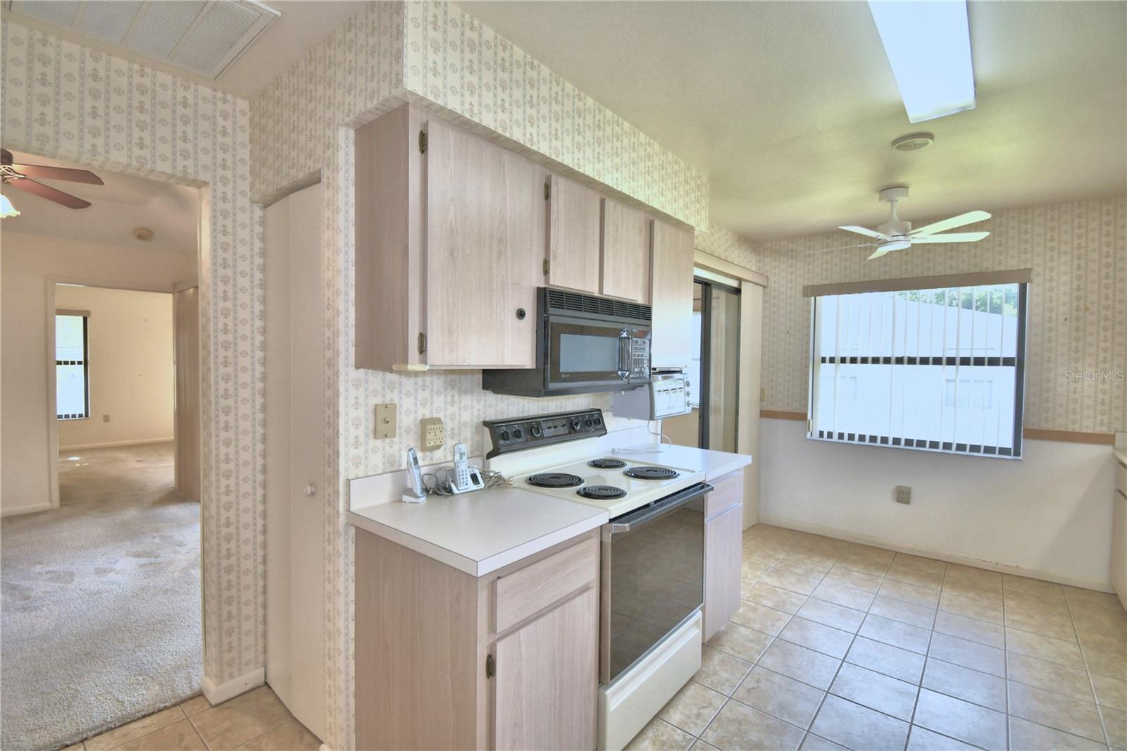 4828 SQUIRE HOLLOW DR, LAKELAND, FL, 33811
